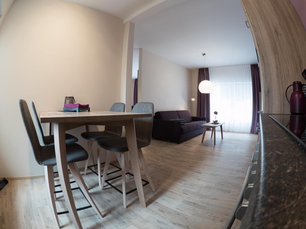 Hotel - Weinbar Fahr Away 3*