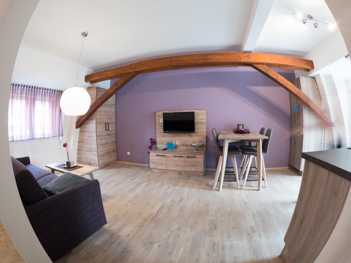 - Weinbar Fahr Away 3* Volkach
