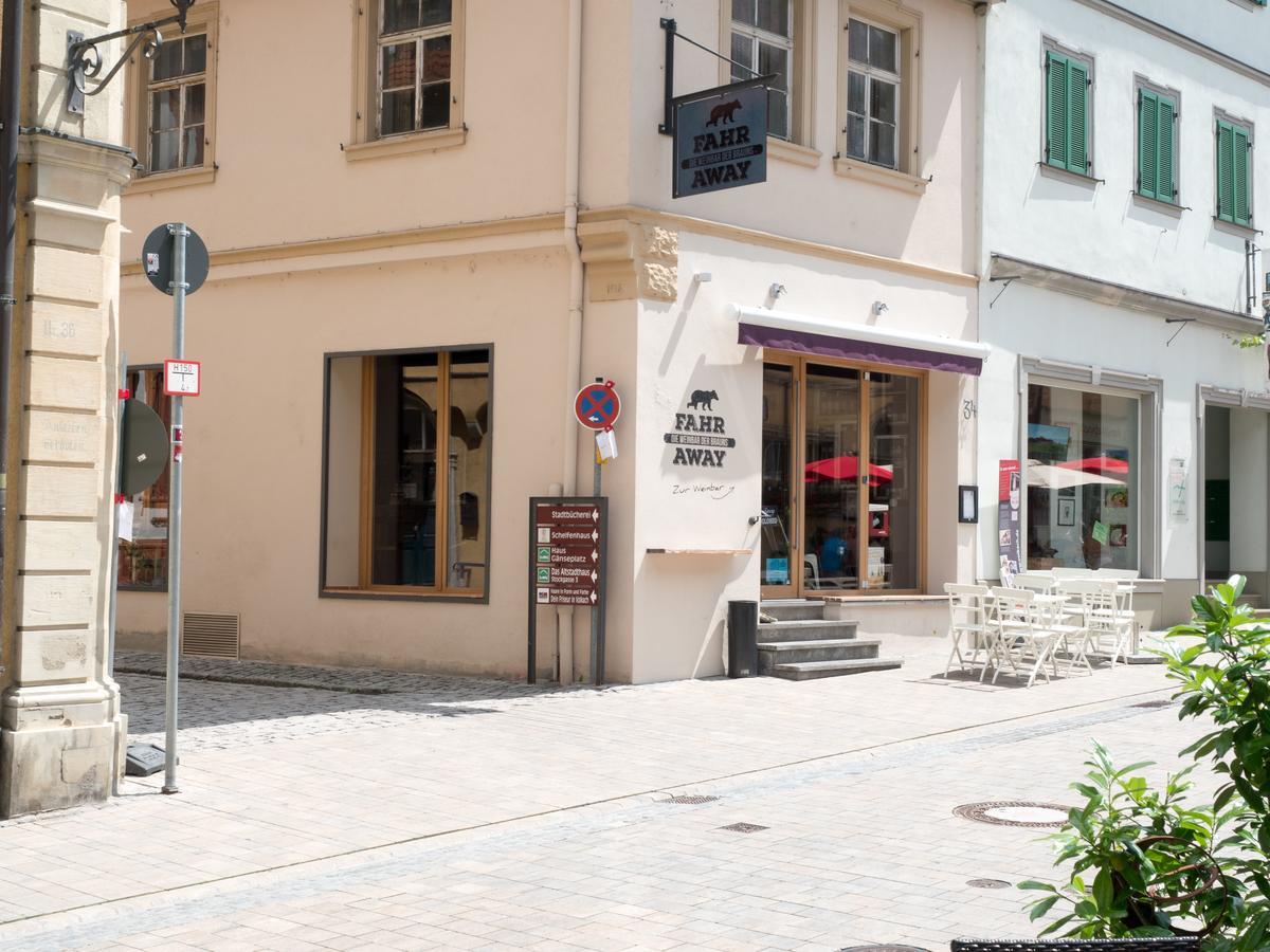Hotel - Weinbar Fahr Away 3*