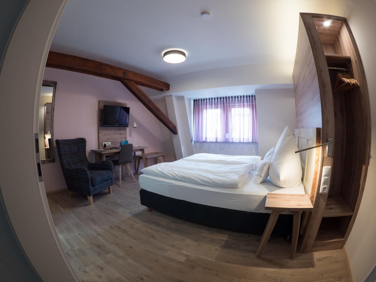 - Weinbar Fahr Away 3* Volkach