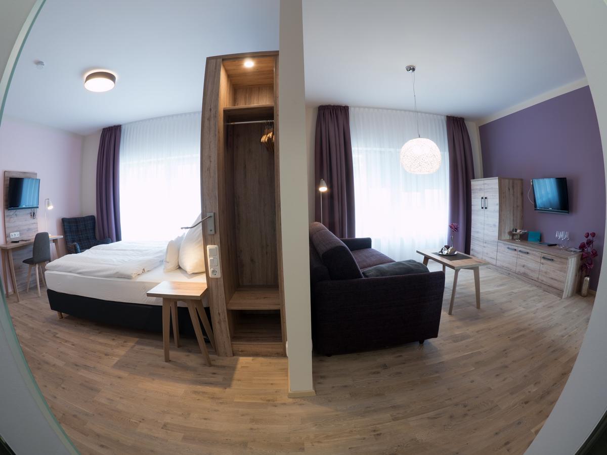 - Weinbar Fahr Away 3* Volkach