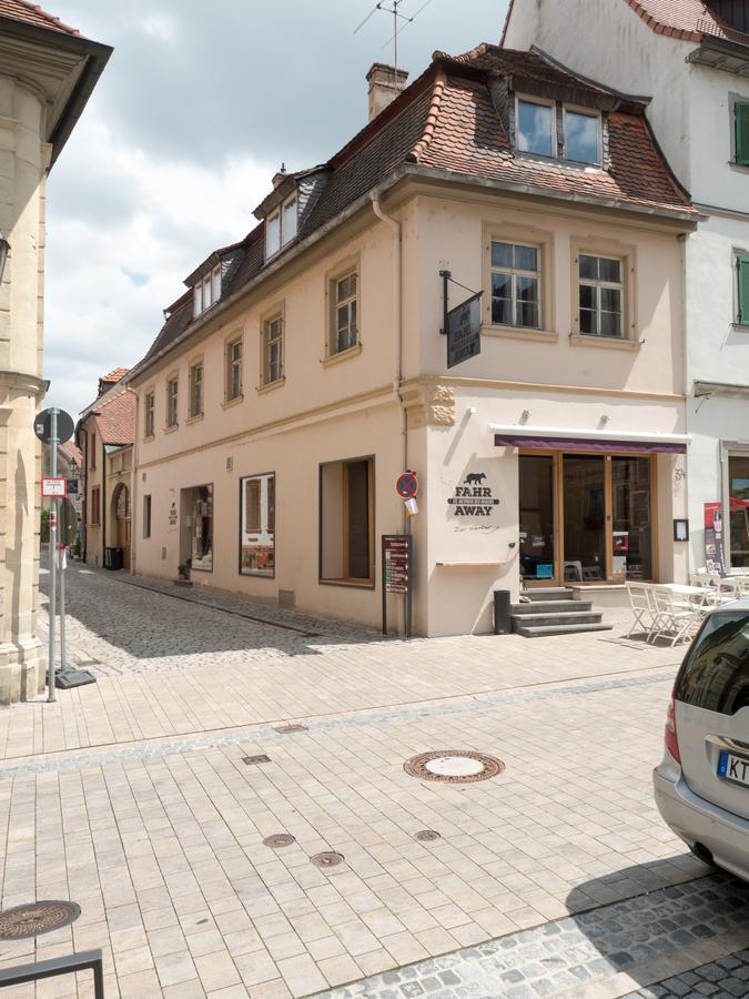 - Weinbar Fahr Away 3* Volkach